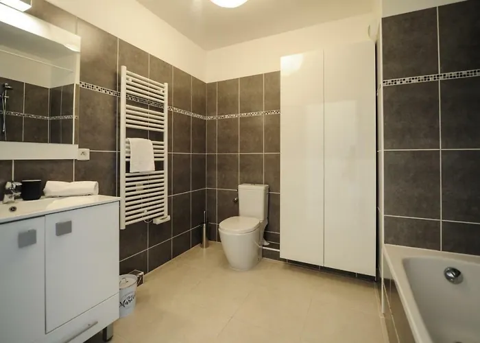 Mini Othello - Five Stars House Apartment Nizza